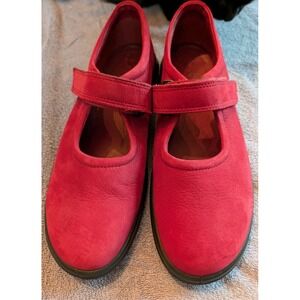 Ecco Women's Red Casual Mary Janes Suede Hook Latch Shoes EUR Size 42 US 11-11.5